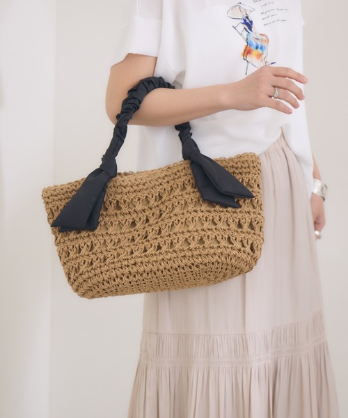 KATHARINE ROSS(キャサリンロス)の「【KATHARINE ROSS】リボンハンドルペーパーバッグ WEB限定(かごバッグ・レディース・ブラック/ライトベージュ/ピンクベージュ・MEDIUM)」の10枚目の写真