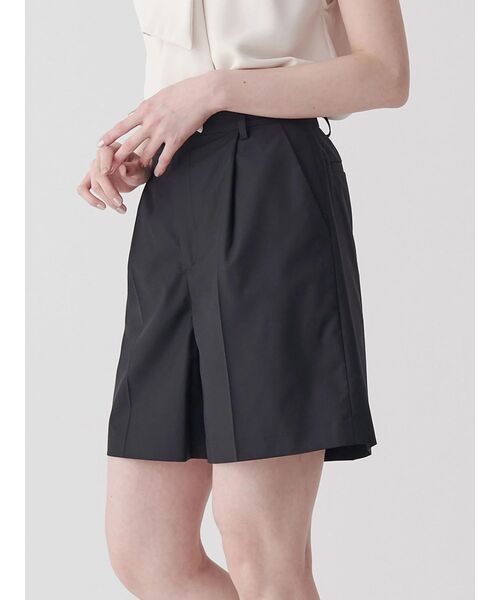 TONAL（トーナル）の「TRタックハーフパンツ（その他パンツ・レディース・グレー/ブラック・MEDIUM/SMALL）」の10枚目の写真