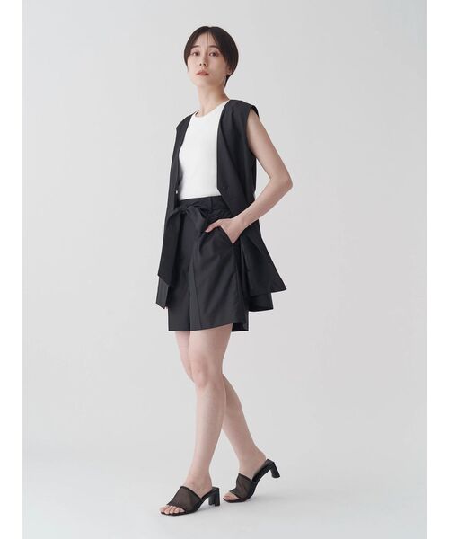 TONAL（トーナル）の「TRタックハーフパンツ（その他パンツ・レディース・グレー/ブラック・MEDIUM/SMALL）」の12枚目の写真