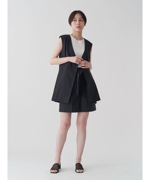 TONAL（トーナル）の「TRタックハーフパンツ（その他パンツ・レディース・グレー/ブラック・MEDIUM/SMALL）」の13枚目の写真