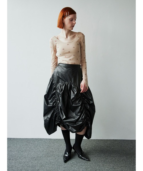 SORIN(ソリン )の「Metalic Taffta Design Gathered Skirt(スカート・レディース・シルバー/ブラック・38)」の5枚目の写真