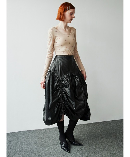 SORIN(ソリン )の「Metalic Taffta Design Gathered Skirt(スカート・レディース・シルバー/ブラック・38)」の6枚目の写真