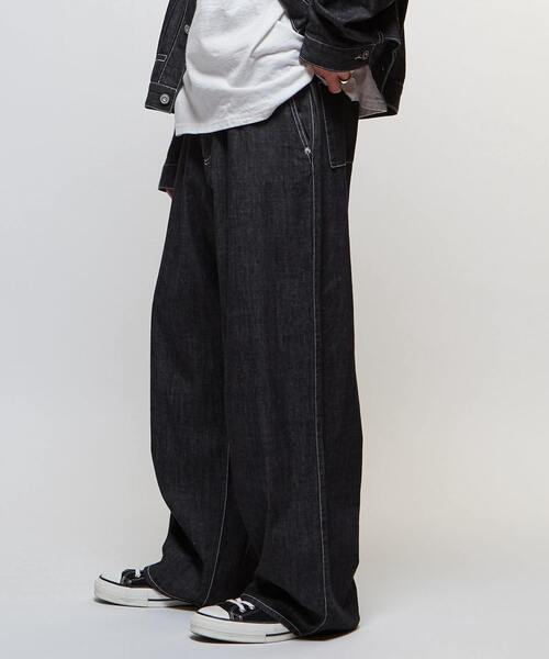 CONVERSE TOKYO(コンバーストウキョウ)の「【限定展開】LIGHT DENIM WIDE PANTS(デニムパンツ・レディース・サックスブルー/ブラック/ブルー・SMALL)」の2枚目の写真