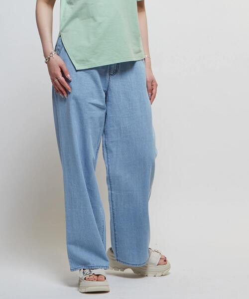 CONVERSE TOKYO(コンバーストウキョウ)の「【限定展開】LIGHT DENIM WIDE PANTS(デニムパンツ・レディース・サックスブルー/ブラック/ブルー・SMALL)」の15枚目の写真