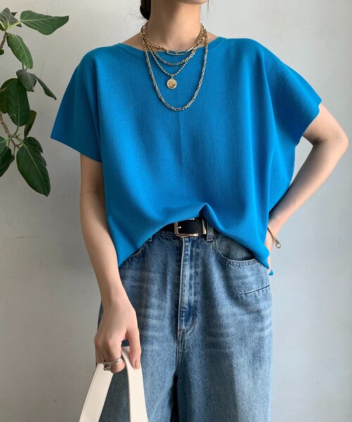 DouDou(ドゥドゥ)の「サイドスリットフレンチプルオーバー(ニット/セーター・レディース・ブルー/ブラック/グレイッシュベージュ・FREE)」の3枚目の写真