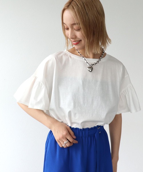 未使用品 Sono クルーフリルスリーブカットソー F ホワイト Sono（ソーノ）の「クルーフリルスリーブカットソー（Tシャツ