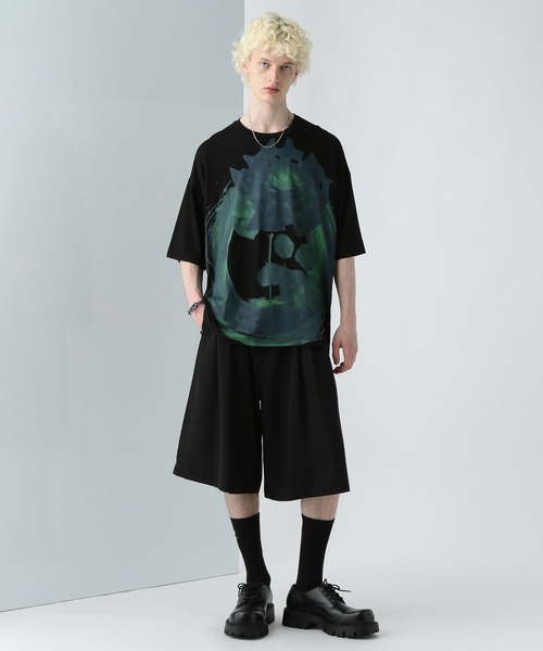 HARE（ハレ）の「ニュアンスフラワープリントカット(HARE)（Tシャツ/カットソー・メンズ・ブラック×ブルー/ブラック×ホワイト/ホワイト・FREE）」の6枚目の写真