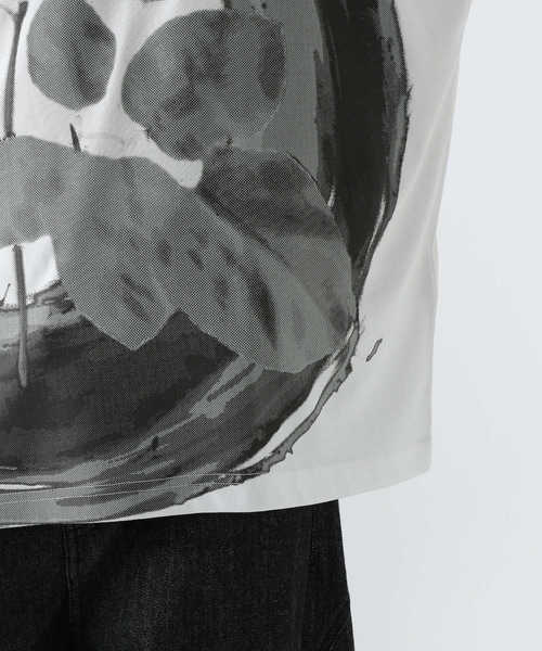 HARE（ハレ）の「ニュアンスフラワープリントカット(HARE)（Tシャツ/カットソー・メンズ・ブラック×ブルー/ブラック×ホワイト/ホワイト・FREE）」の17枚目の写真