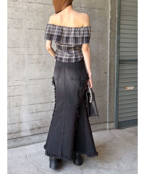 EVRIS（エヴリス）の「チェックオフショルブラウス（シャツ/ブラウス・レディース・ブラウン/ブラック・FREE）」の6枚目の写真