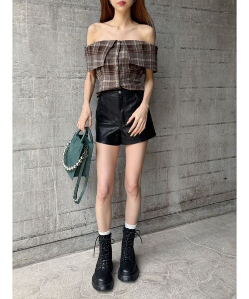 EVRIS（エヴリス）の「チェックオフショルブラウス（シャツ/ブラウス・レディース・ブラウン/ブラック・FREE）」の10枚目の写真