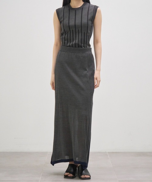 CINOH(チノ)の「【CINOH/チノ】別注 Washable Silk Sleeveless Tops/ウォッシャブルシルクノースリーブトップス(ニット/セーター・レディース・ブラック/ブルー/キナリ/チャコールグレー・FREE)」の6枚目の写真