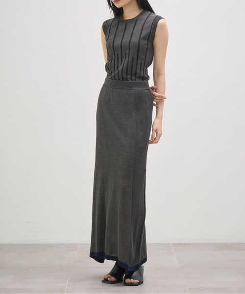 CINOH(チノ)の「【CINOH/チノ】別注 Washable Silk Sleeveless Tops/ウォッシャブルシルクノースリーブトップス(ニット/セーター・レディース・ブラック/ブルー/キナリ/チャコールグレー・FREE)」の7枚目の写真