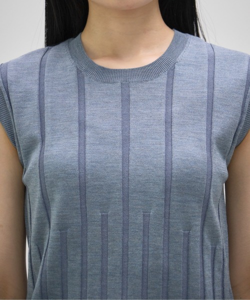 CINOH(チノ)の「【CINOH/チノ】別注 Washable Silk Sleeveless Tops/ウォッシャブルシルクノースリーブトップス(ニット/セーター・レディース・ブラック/ブルー/キナリ/チャコールグレー・FREE)」の9枚目の写真
