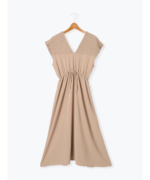 Lugnoncure(ルノンキュール)の「楊柳シャーリングドロストワンピース(ワンピース・レディース・ブラック/ベージュ/ネイビー・F)」の8枚目の写真