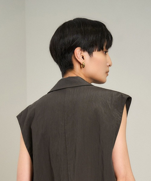 SALON adam et rope'（サロン アダム エ ロペ）の「ウールナイロンワッシャージレ（ベスト・レディース・ブラック/ブラウン・FREE）」の14枚目の写真