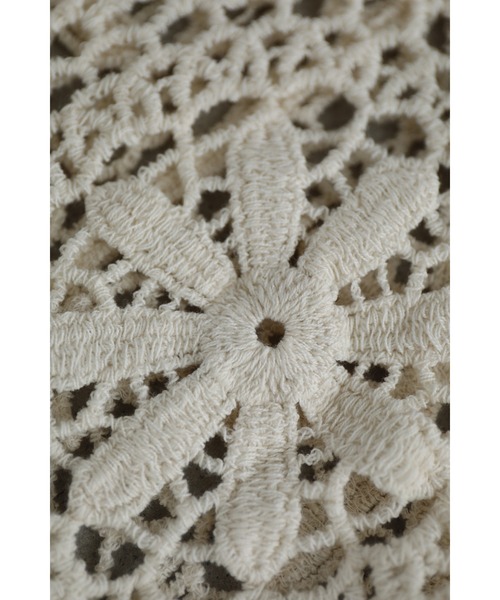 cawaii（カワイイ）の「美しい柄を纏うクロシェロングカーディガン（カーディガン/ボレロ・レディース・ベージュ・FREE）」の8枚目の写真