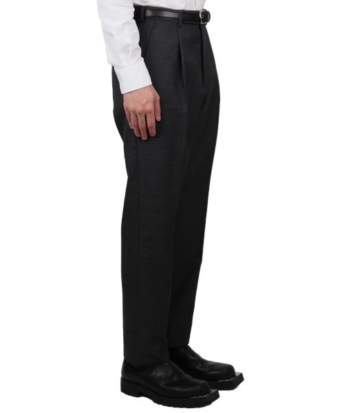 JOHN LAWRENCE SULLIVAN（ジョンローレンスサリバン）の「JOHN LAWRENCE SULLIVAN WOOL GABARDINE TUCKED TROUSERS (2B003-0125-10)（スラックス・メンズ・ブラウン・48/46）」の5枚目の写真