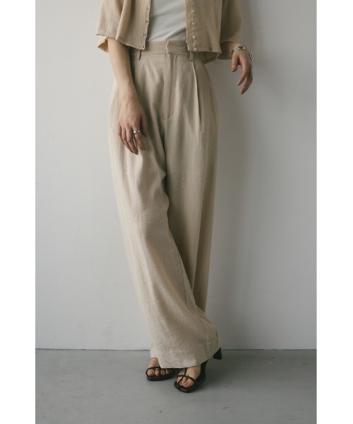 STYLEMIXER(スタイルミキサー)の「ワッシャーツータックパンツ(その他パンツ・レディース・カーキ/ベージュ/ネイビー・SMALL/MEDIUM)」の7枚目の写真
