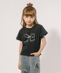 URBAN CHERRY（アーバンチェリー）の「【2点セット】リボンプリントTシャツ＋デニムリボンストレートパンツ（Tシャツ/カットソー・キッズ）」