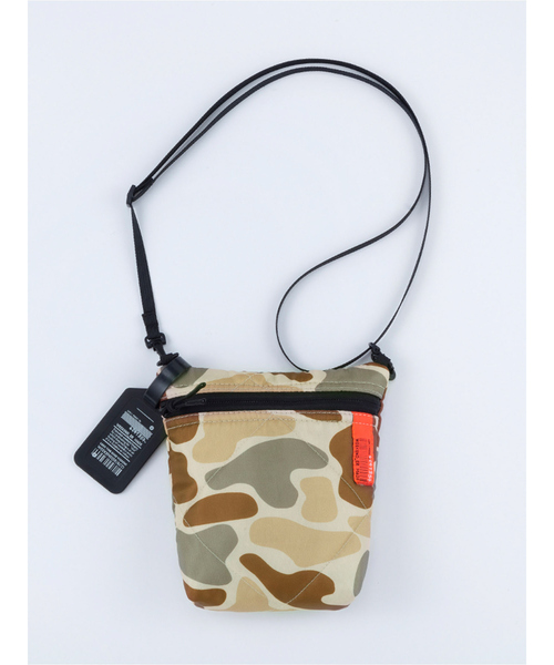 ABAHOUSE（アバハウス）の「【WEEKEND(ER)/ウィークエンダー】QUILTED MINI /ポシェット/アウトドア【WEB限定】（ショルダーバッグ・メンズ・ブラック/ブラウン系その他/ベージュ系その他/ブルー・フリー）」の8枚目の写真