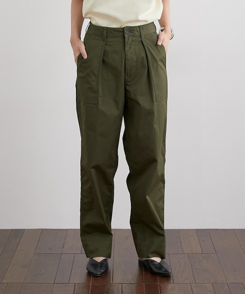 nissen（ニッセン）の「ワンタックストレッチベイカーパンツ（カーゴパンツ・レディース・ライトベージュ/グリーン・マルチサイズ）」の15枚目の写真