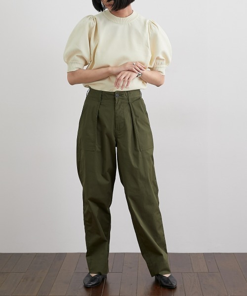 nissen（ニッセン）の「ワンタックストレッチベイカーパンツ（カーゴパンツ・レディース・ライトベージュ/グリーン・マルチサイズ）」の13枚目の写真