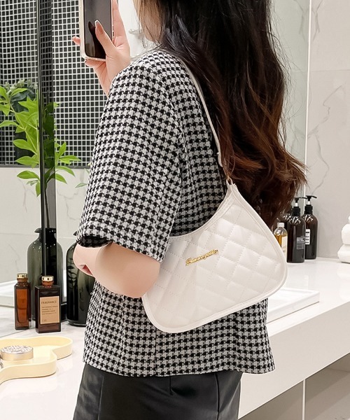 blackdia ocean(ブラックダイヤオーシャン)の「blackdia ocean PU キルティングバッグ(ハンドバッグ・レディース・ホワイト系その他/ブラック/ホワイト/ピンク/ブラック系その他/ベージュ・FREE)」の1枚目の写真