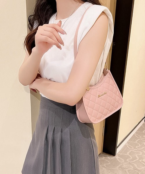blackdia ocean(ブラックダイヤオーシャン)の「blackdia ocean PU キルティングバッグ(ハンドバッグ・レディース・ホワイト系その他/ブラック/ホワイト/ピンク/ブラック系その他/ベージュ・FREE)」の6枚目の写真