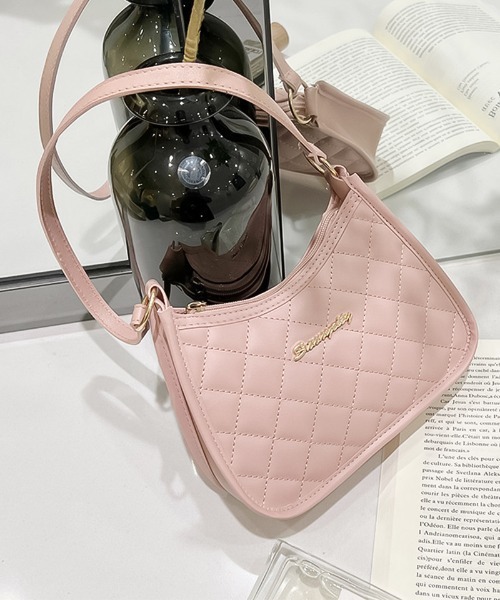blackdia ocean(ブラックダイヤオーシャン)の「blackdia ocean PU キルティングバッグ(ハンドバッグ・レディース・ホワイト系その他/ブラック/ホワイト/ピンク/ブラック系その他/ベージュ・FREE)」の7枚目の写真