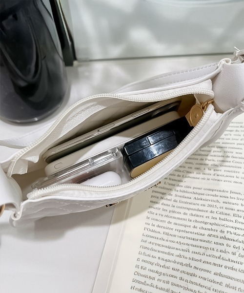 blackdia ocean(ブラックダイヤオーシャン)の「blackdia ocean PU キルティングバッグ(ハンドバッグ・レディース・ホワイト系その他/ブラック/ホワイト/ピンク/ブラック系その他/ベージュ・FREE)」の9枚目の写真