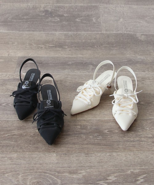 TITE IN THE STORE（ティテ　インザ　ストア）の「【MAISON MAVERICK PRESENTS/メゾン マーベリック プレゼンツ】ニットレースアップミュール（パンプス・レディース・オフホワイト・38）」の2枚目の写真