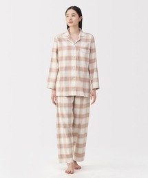 無印良品(ムジルシリョウヒン)の婦人 脇に縫い目のない フランネル長袖パジャマ(ルームウェア/パジャマ)