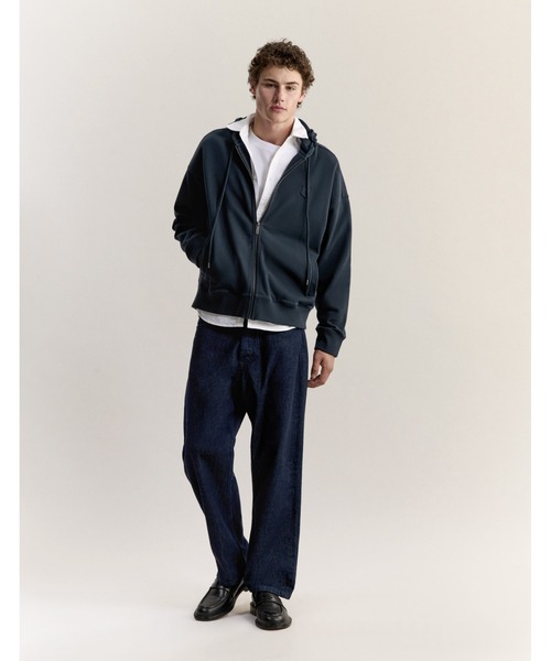 Maison Kitsune(メゾンキツネ)の「FOX HEAD ZIPPED OVERSIZE HOODIE(パーカー・メンズ・ブラック/チャコール/ネイビー/ダークグレー/ベビーピンク・XL/L/M/S/XS)」の18枚目の写真