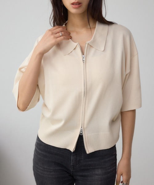 AZUL by moussy(アズールバイマウジー)の「Wジップポロカラーニットカーディガン(カーディガン/ボレロ・レディース・ブラック/レッド/ブラウン/アイボリー・FREE)」の2枚目の写真