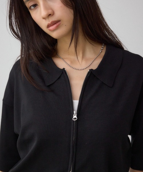 AZUL by moussy(アズールバイマウジー)の「Wジップポロカラーニットカーディガン(カーディガン/ボレロ・レディース・ブラック/レッド/ブラウン/アイボリー・FREE)」の3枚目の写真