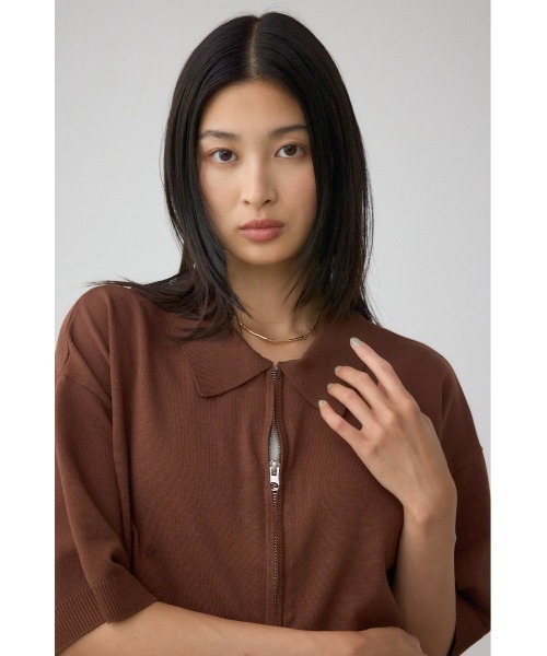 AZUL by moussy(アズールバイマウジー)の「Wジップポロカラーニットカーディガン(カーディガン/ボレロ・レディース・ブラック/レッド/ブラウン/アイボリー・FREE)」の11枚目の写真
