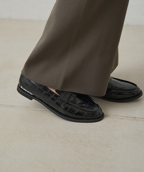 PUAL CE CIN（ピュアルセシン）の「ワンポイントロゴコインローファー（ローファー・レディース・ブラック系/ブラック・SMALL/MEDIUM/LARGE）」の10枚目の写真