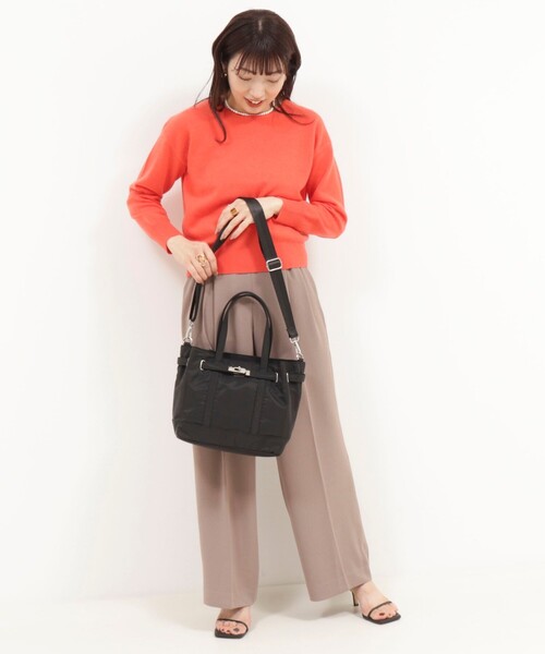 MICO COULIER（ミコクリエ）の「2WAYベルトトートバッグ（トートバッグ・レディース・ブラック/グレイッシュベージュ・FREE）」の6枚目の写真