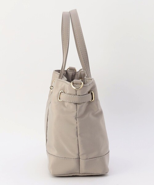 MICO COULIER（ミコクリエ）の「2WAYベルトトートバッグ（トートバッグ・レディース・ブラック/グレイッシュベージュ・FREE）」の17枚目の写真