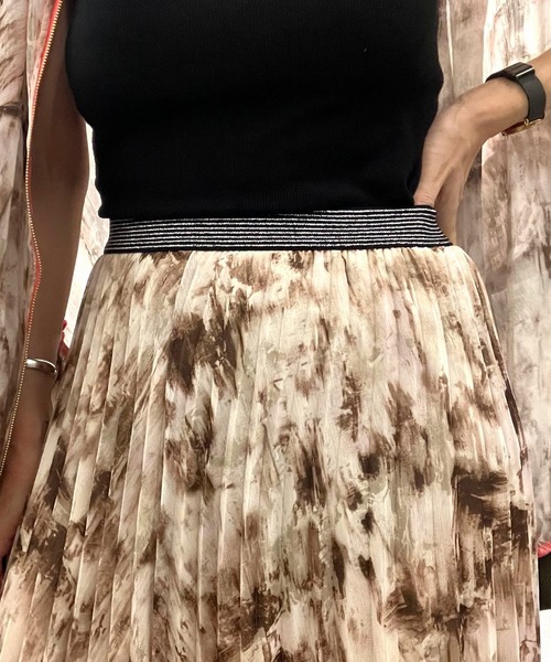 Q（キュー）の「ニュアンスカラースカート（スカート・レディース・ベージュ系その他/カーキ・MEDIUM）」の20枚目の写真