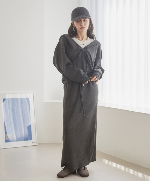 LAULEN(ローレン)の「hoodie relax set up /フーディーリラックスセットアップ(セットアップ・レディース・ブラック/チャコールグレー・FREE)」の3枚目の写真