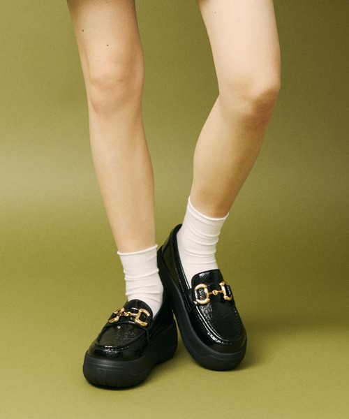 SHAKA(シャカ)の「SHAKA 厚底 ビット ローファー BIT LOAFER EVOL CHUNKY(ローファー・レディース・ブラック/ワイン系・23/24)」の3枚目の写真