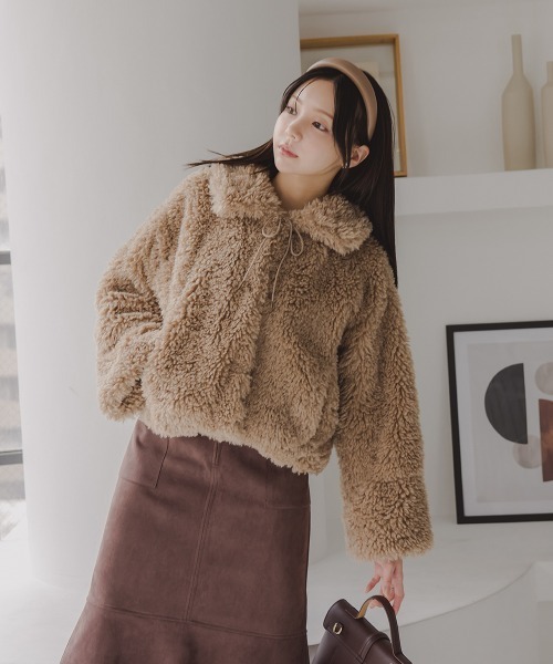 Petitjo（プッチージョ）の「小さいサイズ　ショート丈ボアジャケット　低身長さん・小柄女性（その他アウター・レディース・モカ/ライトベージュ・M-L/XS-S）」の4枚目の写真