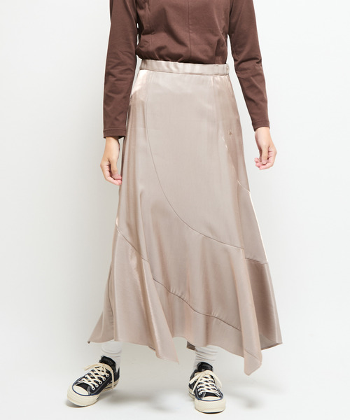 CONVERSE TOKYO(コンバーストウキョウ)の「SATIN SPIRAL SKIRT(スカート・レディース・グレー/ベージュ・FREE)」の1枚目の写真