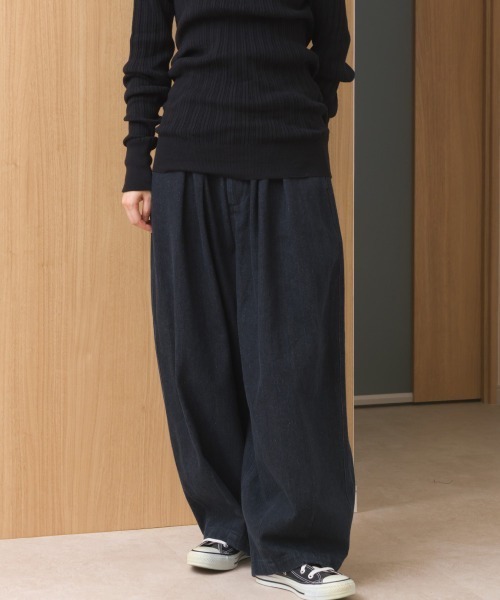 OMNES（オムネス）の「ワッシャーダンプ＆デニムサーカスパンツ（その他パンツ・レディース・ネイビー/ベージュ/カーキ/ブラック・MEDIUM/LARGE）」の15枚目の写真