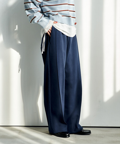 FREAK'S STORE(フリークスストア)の「<新色追加>ボンディングカーブワイド スウェットパンツ(スウェットパンツ・レディース・ライトグレー/ブルーグリーン/チャコールグレー/オフホワイト/ネイビー・MEDIUM/SMALL)」の4枚目の写真