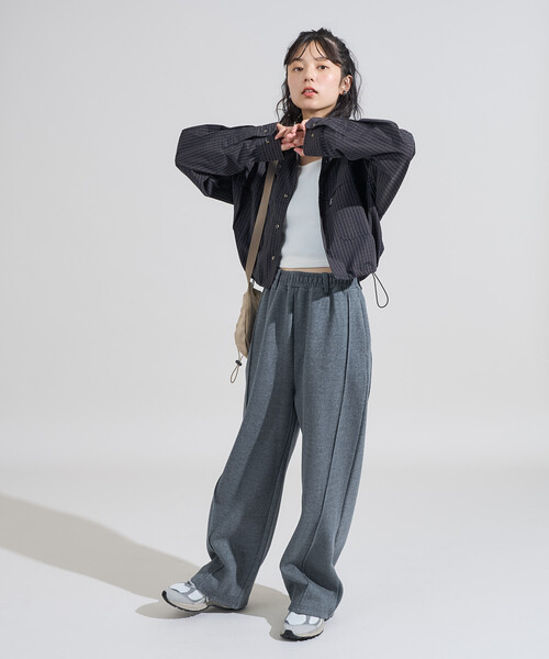 FREAK'S STORE(フリークスストア)の「<新色追加>ボンディングカーブワイド スウェットパンツ(スウェットパンツ・レディース・ライトグレー/ブルーグリーン/チャコールグレー/オフホワイト/ネイビー・MEDIUM/SMALL)」の13枚目の写真