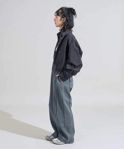 FREAK'S STORE(フリークスストア)の「<新色追加>ボンディングカーブワイド スウェットパンツ(スウェットパンツ・レディース・ライトグレー/ブルーグリーン/チャコールグレー/オフホワイト/ネイビー・MEDIUM/SMALL)」の14枚目の写真
