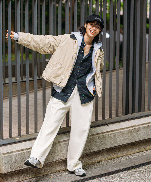 FREAK'S STORE(フリークスストア)の「<新色追加>ボンディングカーブワイド スウェットパンツ(スウェットパンツ・レディース・ライトグレー/ブルーグリーン/チャコールグレー/オフホワイト/ネイビー・MEDIUM/SMALL)」の21枚目の写真