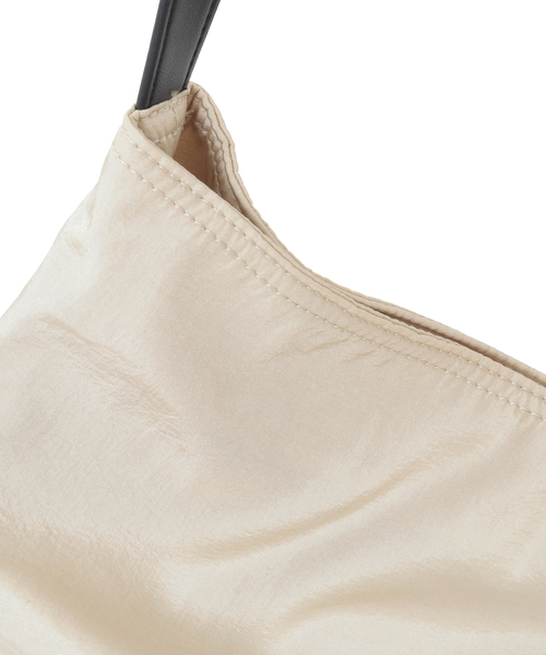 CONVERSE TOKYO(コンバーストウキョウ)の「PIPING FLAT TOTE BAG(トートバッグ・レディース・アイボリー/ブラウン/ブラック・FREE)」の7枚目の写真